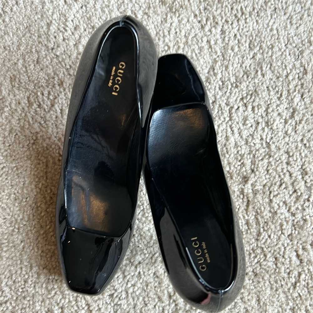 Authentic Gucci Square Toe Pump - image 1